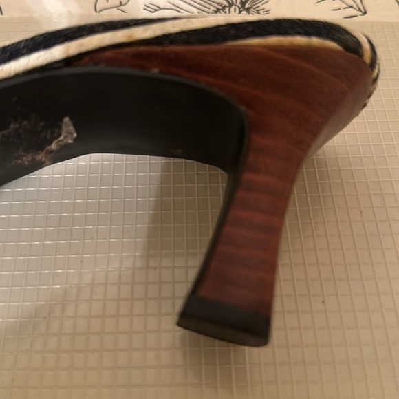 Shoes - Picture 3 of 6